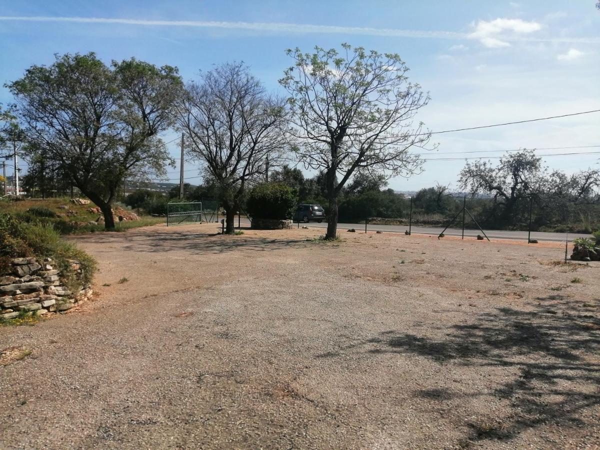 Duas Casas De Ferias Medronhal Faro Em 520 - 2 Exteriör bild