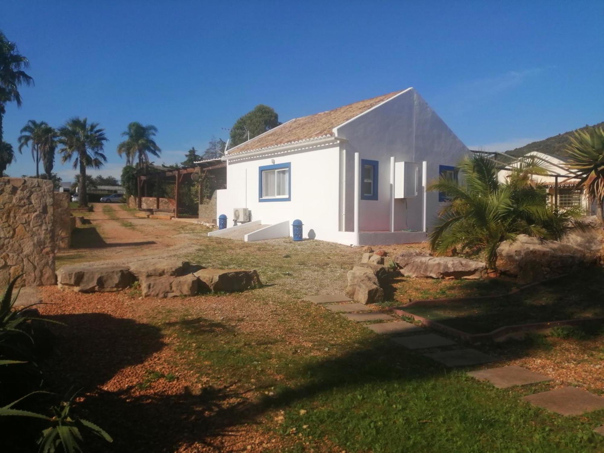Duas Casas De Ferias Medronhal Faro Em 520 - 2 Exteriör bild