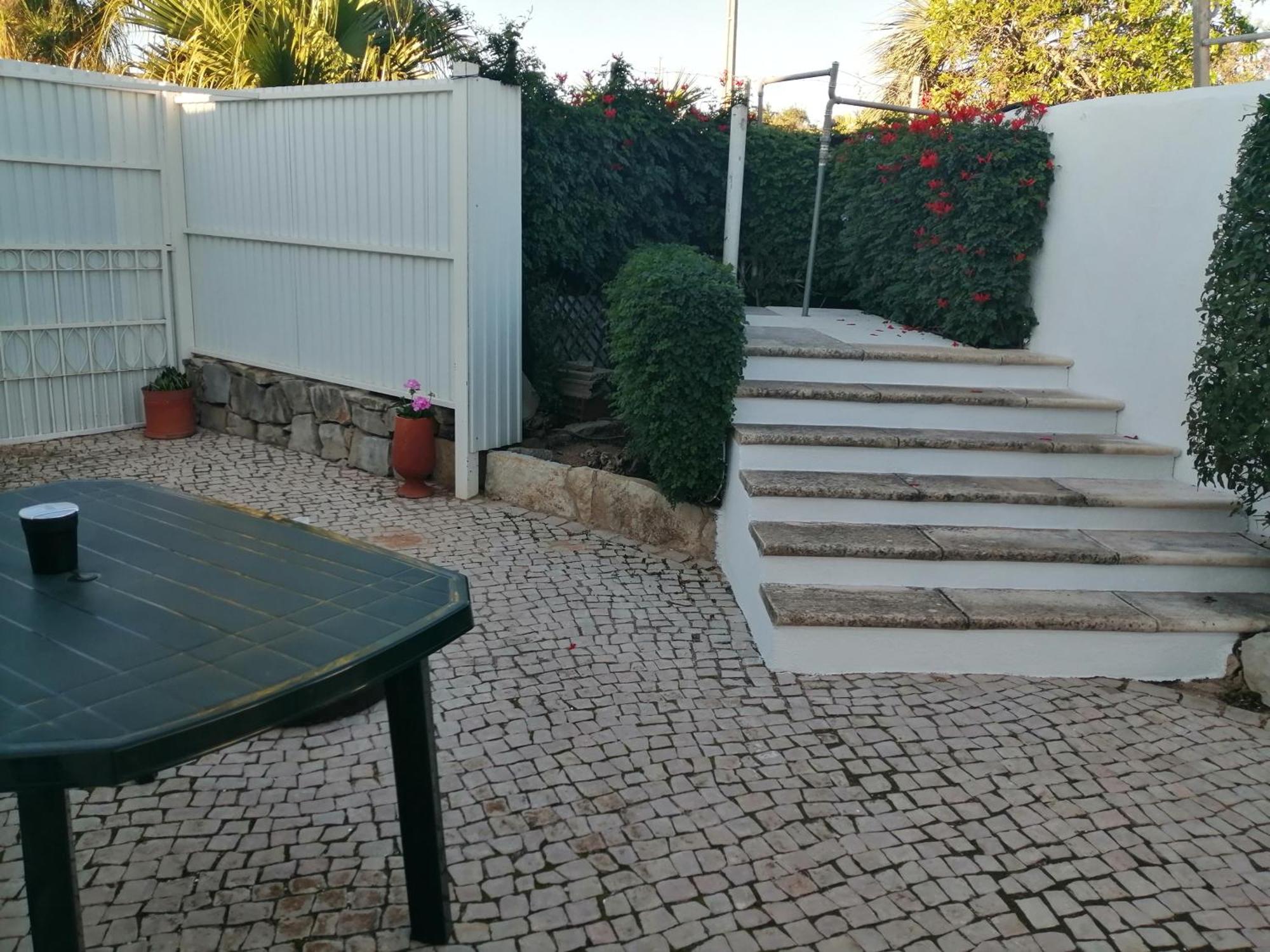 Duas Casas De Ferias Medronhal Faro Em 520 - 2 Exteriör bild