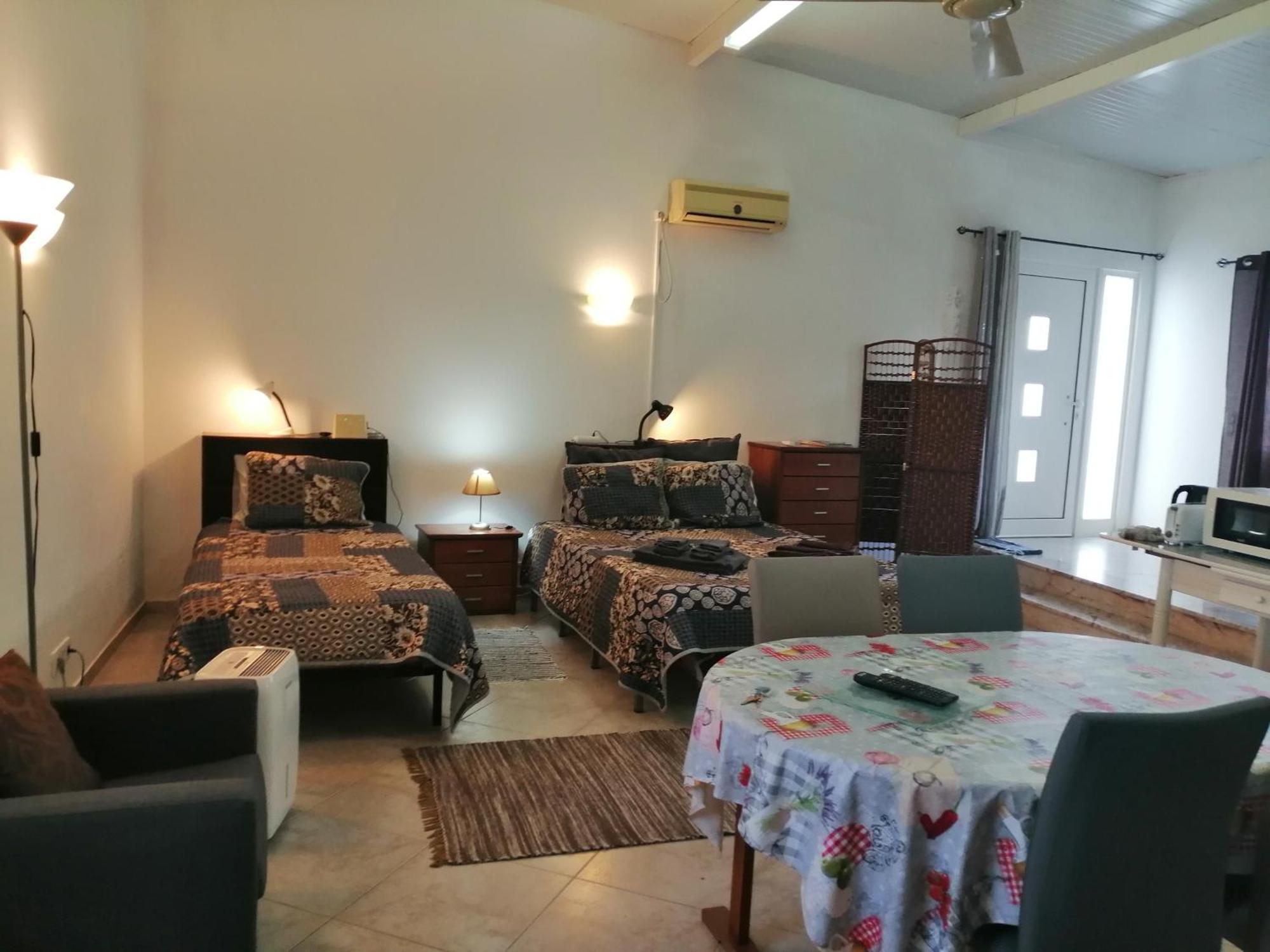 Duas Casas De Ferias Medronhal Faro Em 520 - 2 Exteriör bild